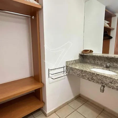 Flat Particular - Giardino - Turismo Apartment Rio Quente Room photo
